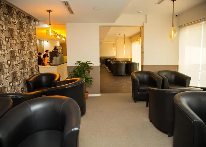 Oasis Rise Hotel Apartments